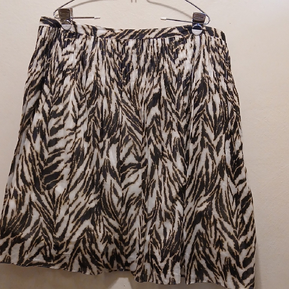 Talbots Black, White & Brown A-Line Skirt